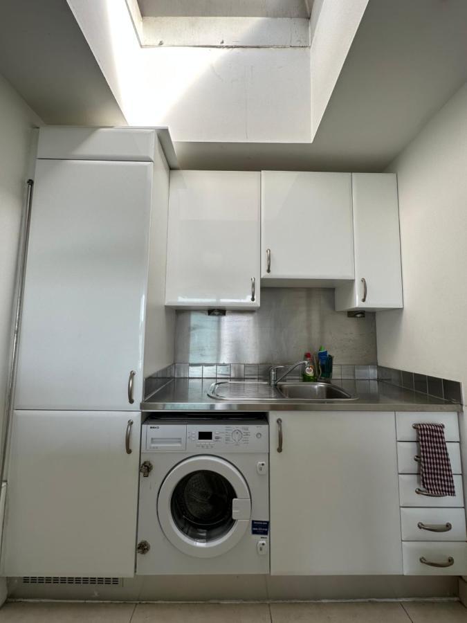 Bright And Airy Islington Apartment 伦敦 外观 照片